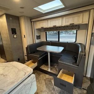 2021 Forest River SUNSEEKER 2500TS