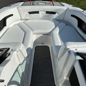 2023 Four Winns HD 3