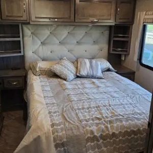2019 Winnebago FORZA 34T