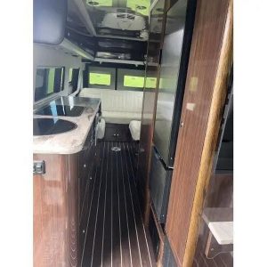 2017 Airstream Interstate Grand Tour Ext 3500