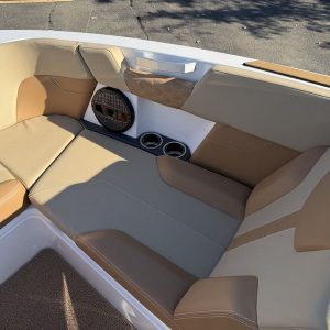 2024 Mastercraft XT Series