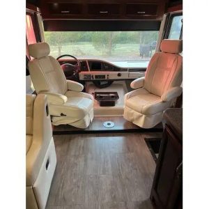 2018 Holiday Rambler NAVIGATOR® XE 36U