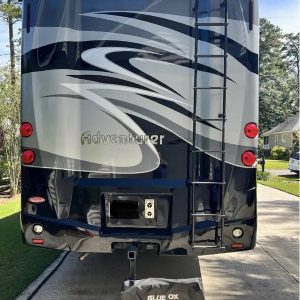 2013 Winnebago ADVENTURER 37F