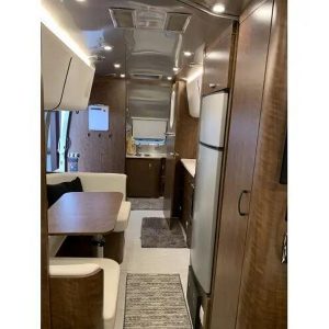 2020 Airstream GLOBETROTTER 23FB TWIN