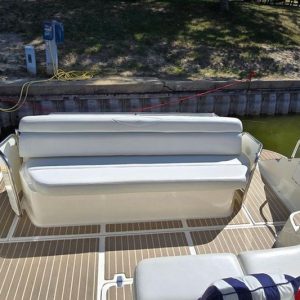 2003 Regal Commodore 4260