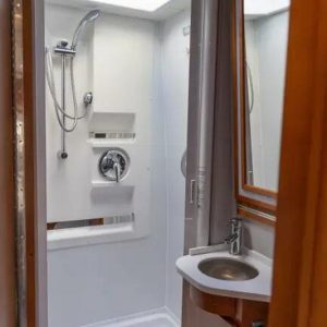 2018 Leisure Travel Unity FX