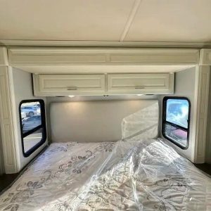2018 Fleetwood BOUNDER 35K