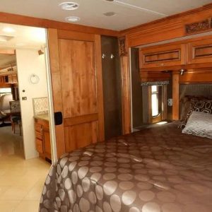 2013 Holiday Rambler Endeavor 43PDQ