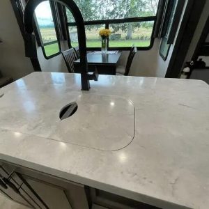 2021 Grand Design MOMENTUM 376THS