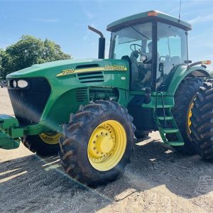 2005 JOHN DEERE 7820