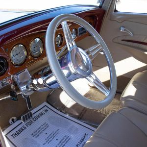 1934 Dodge Custom 5-window