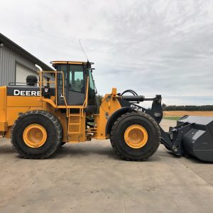 2005 JOHN DEERE 824J