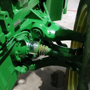 2002 JOHN DEERE Tractors 8420