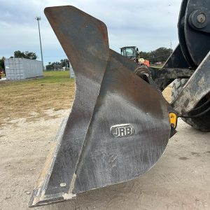 2014 DEERE Loaders 624K