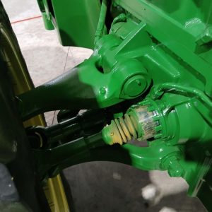 2002 JOHN DEERE Tractors 8420