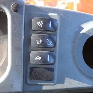 2015 DOOSAN Loaders DL220-3