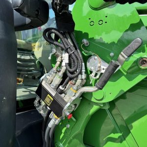 2023 JOHN DEERE Compact Tractors 6R 130