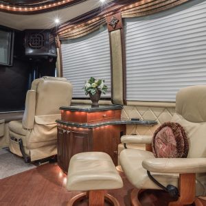 2005 Prevost Liberty Elegant Lady XLII Double Slide
