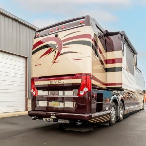 2006 Prevost Featherlite H3-45 Triple Slide