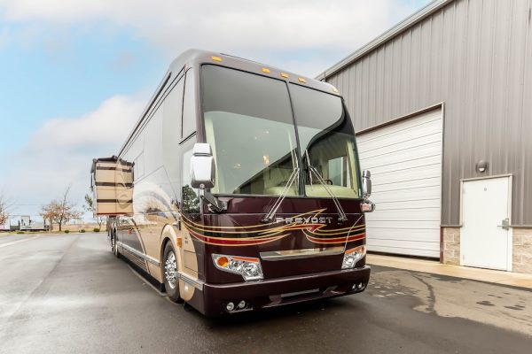 2006 Prevost Featherlite H3-45 Triple Slide