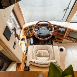 2006 Prevost Featherlite H3-45 Triple Slide