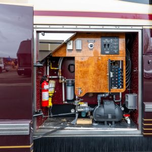 2006 Prevost Featherlite H3-45 Triple Slide