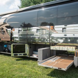 2008 Prevost Parliament XLII Double Slide