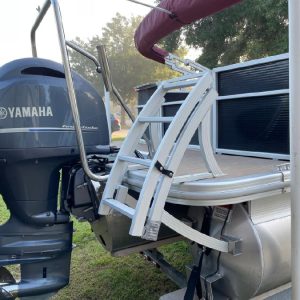 2017 Bennington 22 SSX