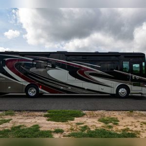 2016 Tiffin Phaeton 40 QBH