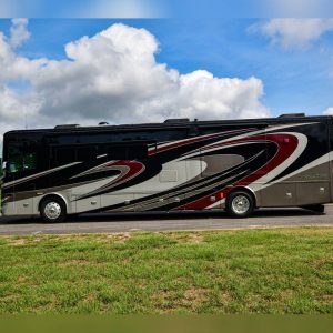 2016 Tiffin Phaeton 40 QBH