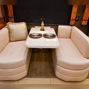 2016 Tiffin Phaeton 40 QBH