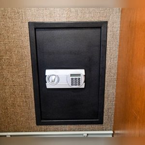 2016 Tiffin Phaeton 40 QBH