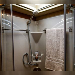 2016 Tiffin Phaeton 40 QBH