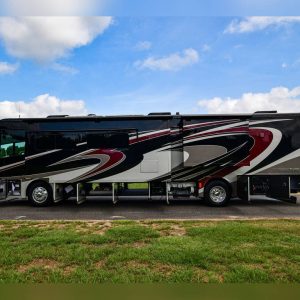 2016 Tiffin Phaeton 40 QBH