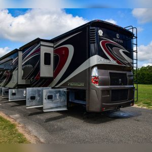 2016 Tiffin Phaeton 40 QBH