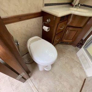 2008 Monaco Class A RV Camelot 42KFQ