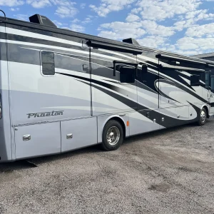 2017 Tiffin Motorhomes PHAETON 40 QBH
